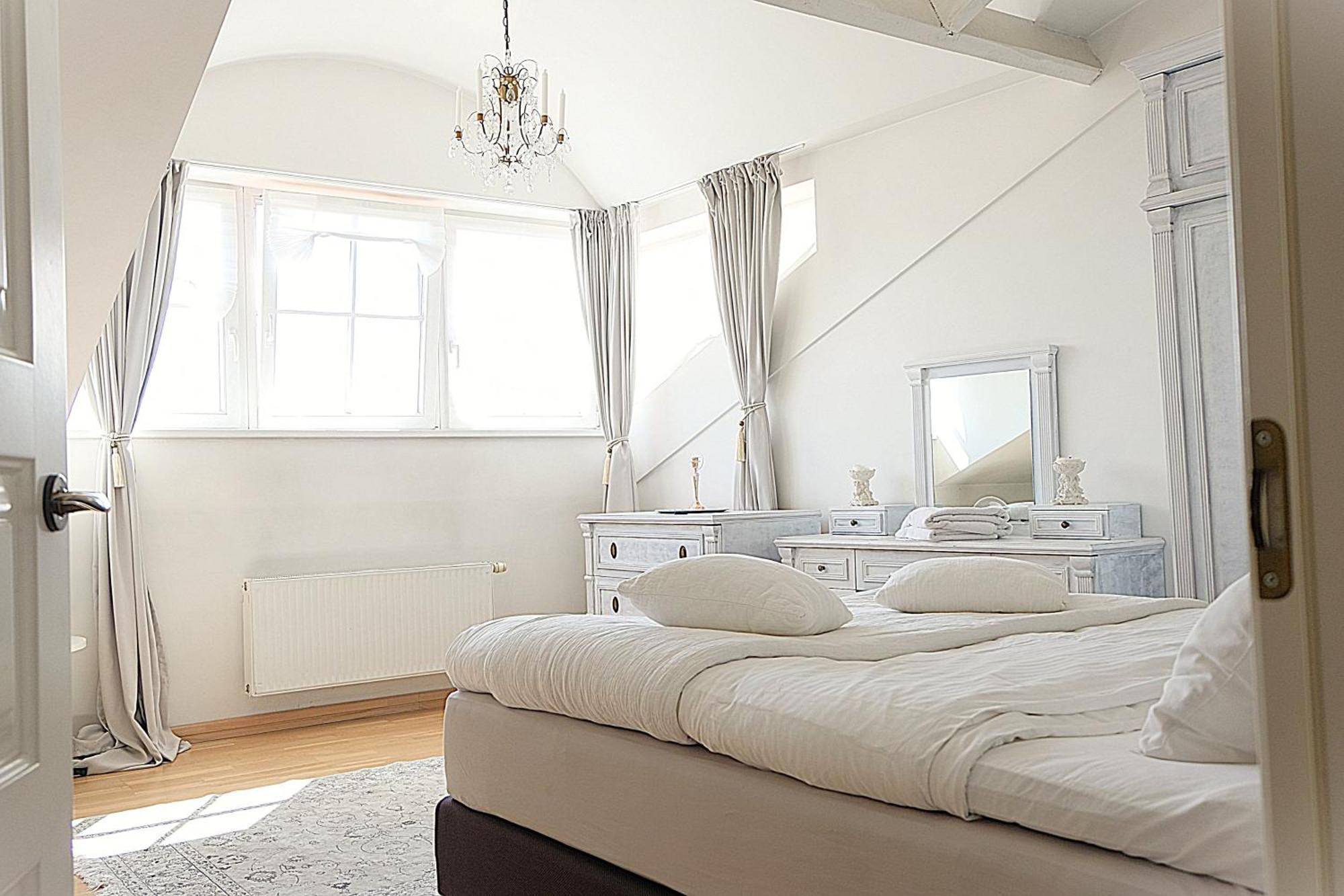 Old Town Luxury And Spacious *
